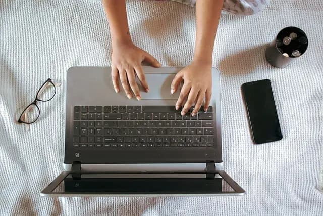 Guide d'Achat : Équipement de Bureau à Domicile