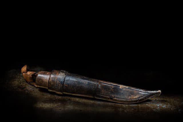 Guide d'achat des couteaux anciens : conseils et comparatifs