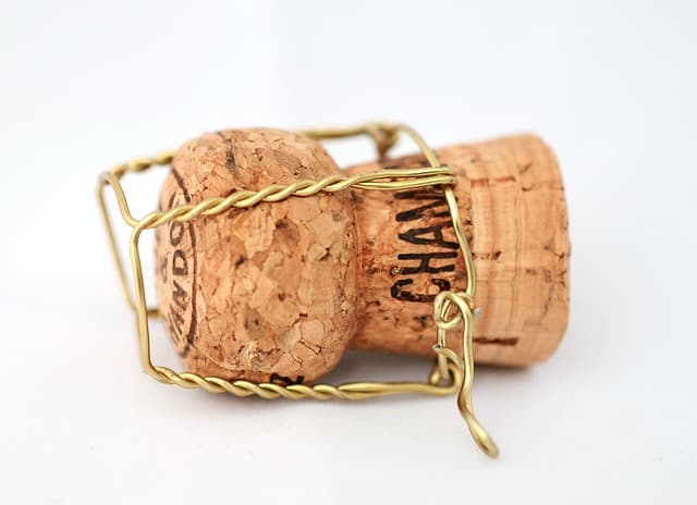 Champagne ou vin pétillant : erreurs à éviter