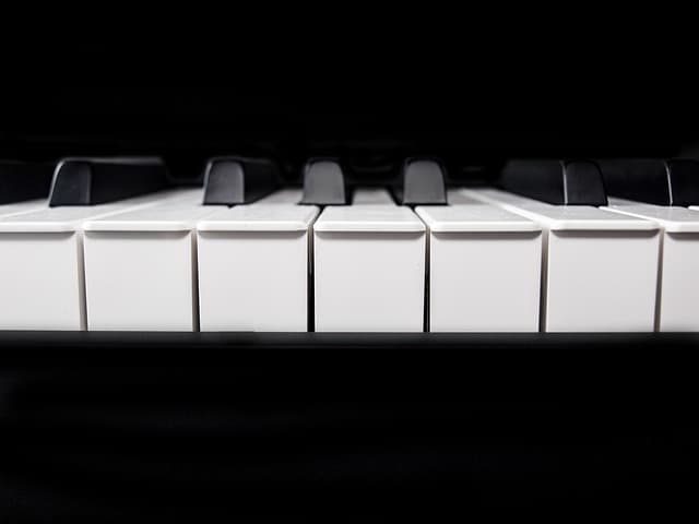 Guide d'achat pour un piano numérique adapté à vos besoins